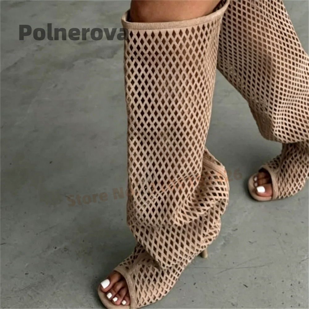 Street Fashion Female - Sepatu Bot Kulit Berlubang Setinggi Lutut