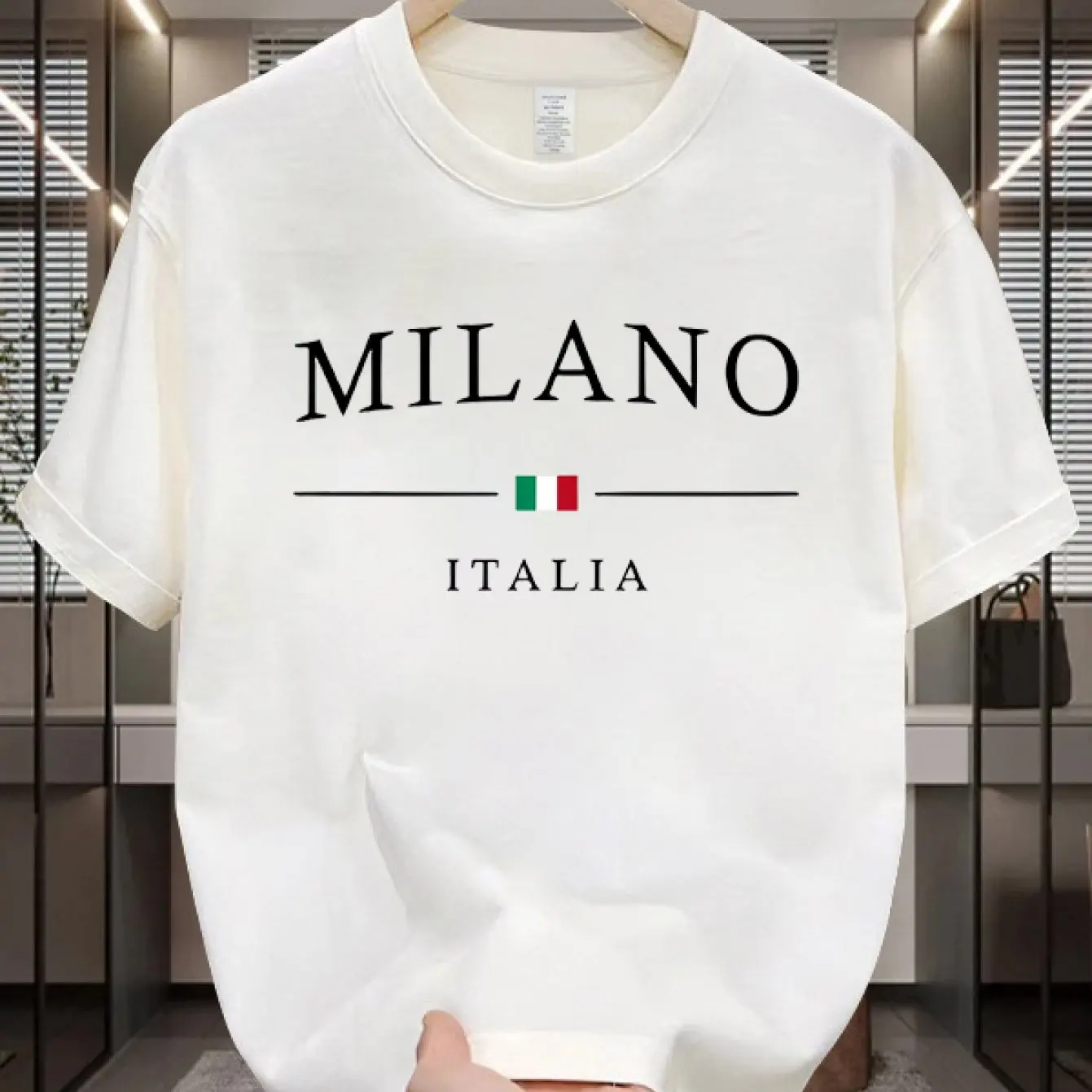 Street Fashion Milan - Kaos Pria Milan Italia, Fashion Italia,