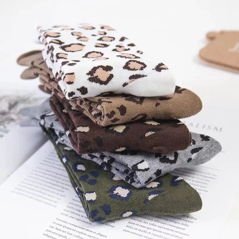 1 3 5 Pasang Kaus Kaki Motif M - Street Fashion Youtube ulasan dan harga