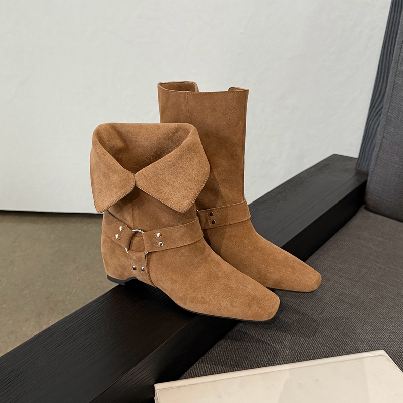 Sepatu Bot Ankle Suede Wanita  - Street Fashion Look ulasan dan harga