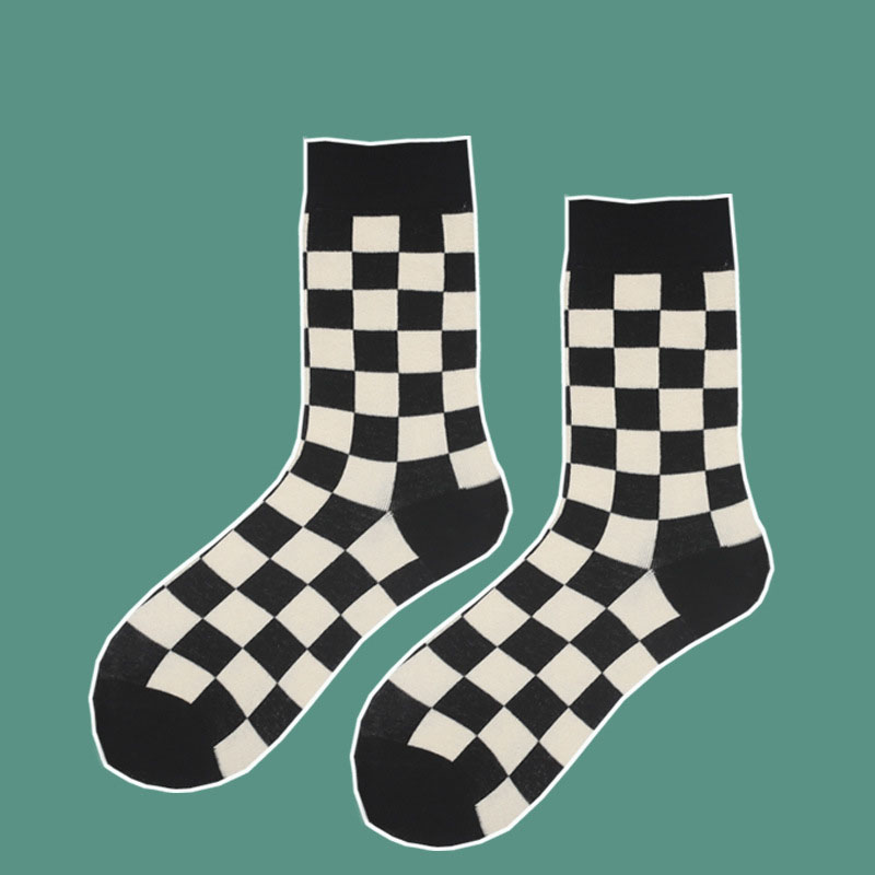 Kaos Kaki Wanita Hitam Motif K - Street Fashion Youtube ulasan dan harga